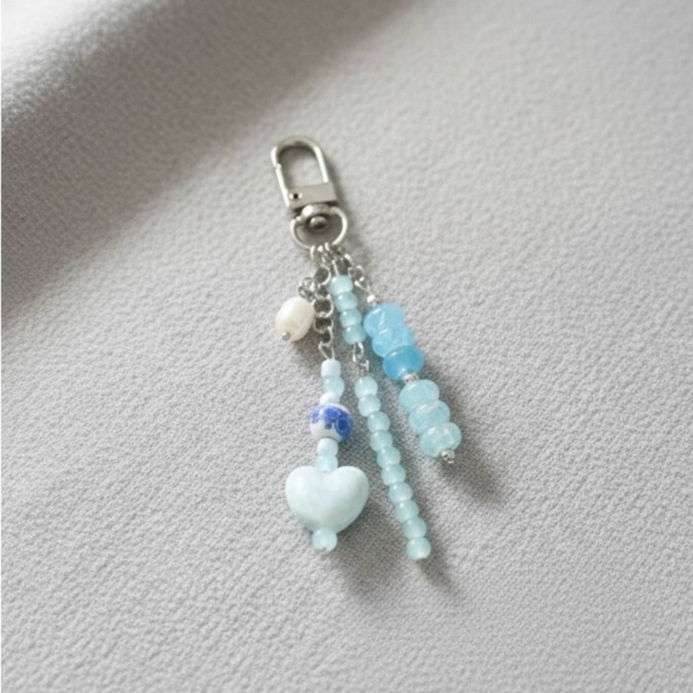 Capri Blue Heart Handmade Beaded Bag Charm Keychain with Real Pearl